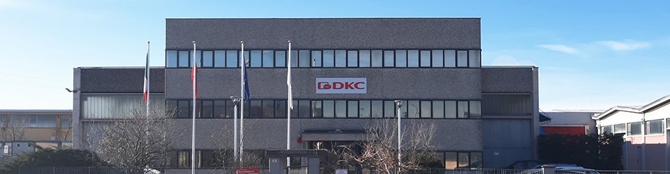 32039?.Immagini?.Yb_ImmagineAnteprima?.GetPropertyValue(